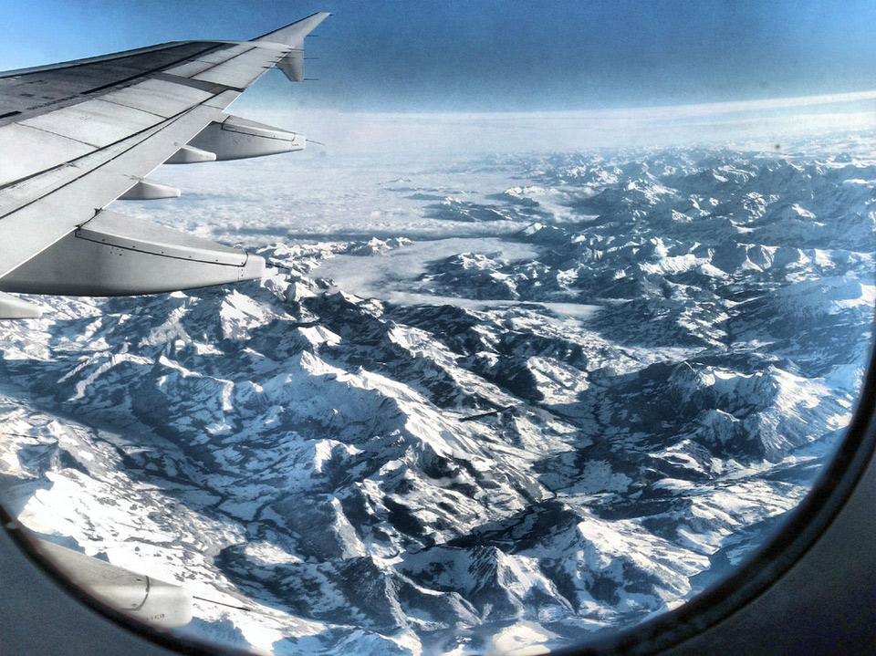 86amazing-alpes-from-airplane