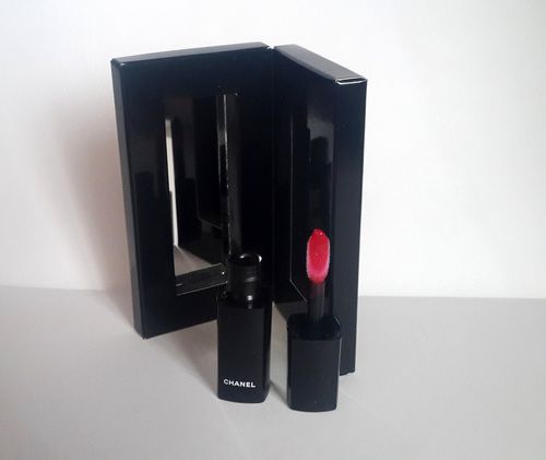 Chanel блеск для губ Rouge allure gloss #18 Seduction 2 мл миниатюра с зеркалом в коробочке